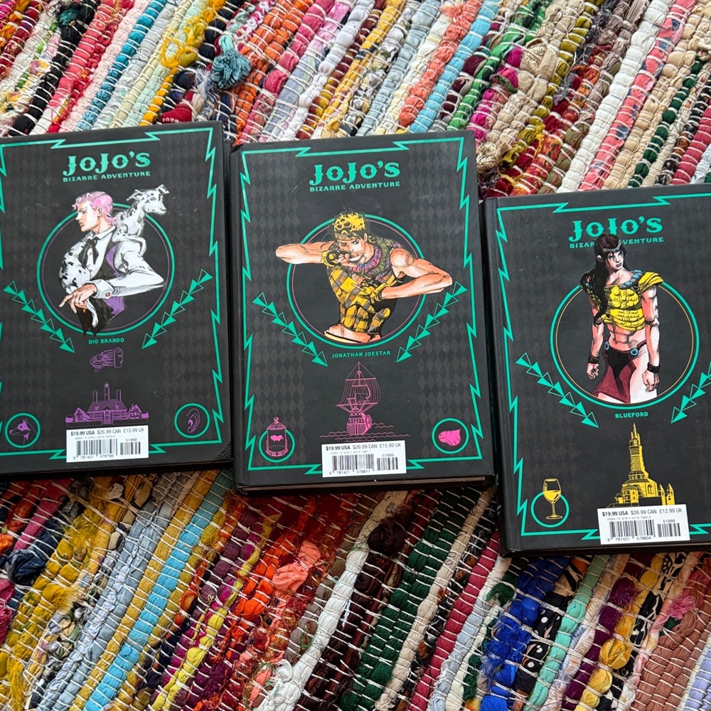 Black Graphic Hardcover Collector Set